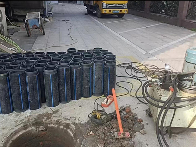 永寿PE置换管厂家 DN315置换管 非开挖管短管置换